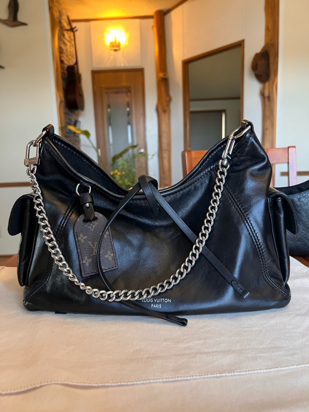 Louis Vuitton CarryAll Cargo Vibe PM - Picture 7 of 15